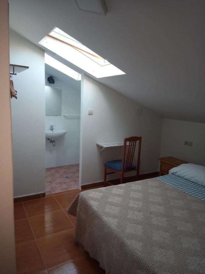 Pension ** Abaca Хихон Экстерьер фото