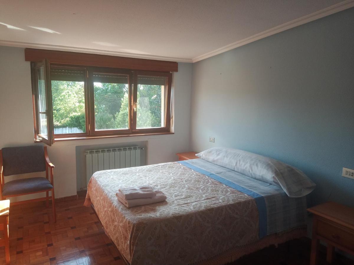 Pension ** Abaca Хихон Экстерьер фото
