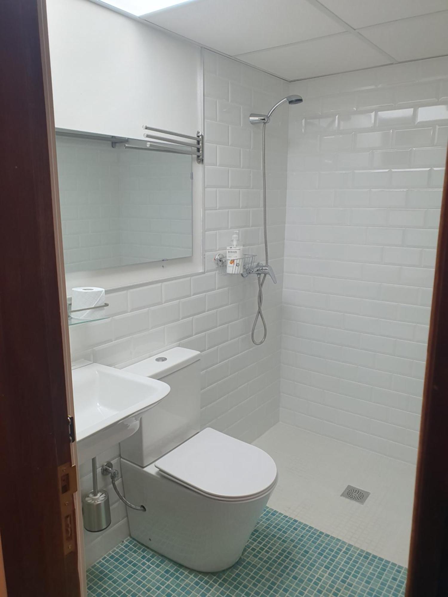 Pension ** Abaca Хихон Экстерьер фото